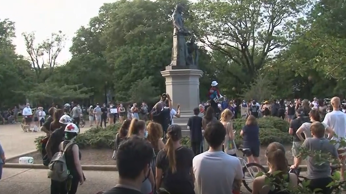 Emancipation Statue removal called for in Lincoln Park protest | wusa9.com