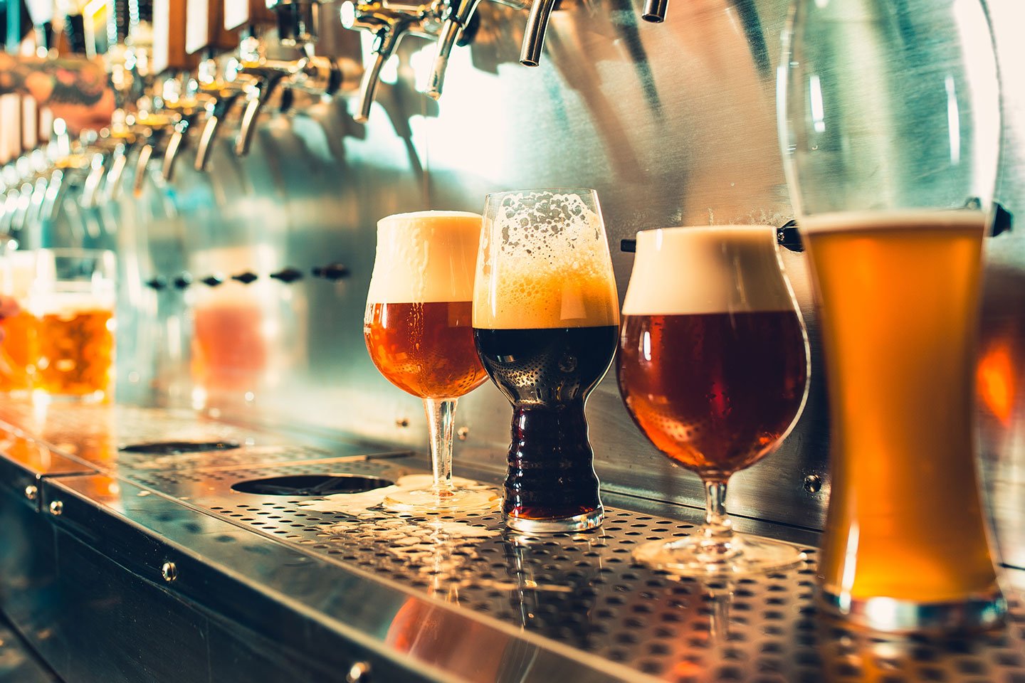 What are the main types of beer?