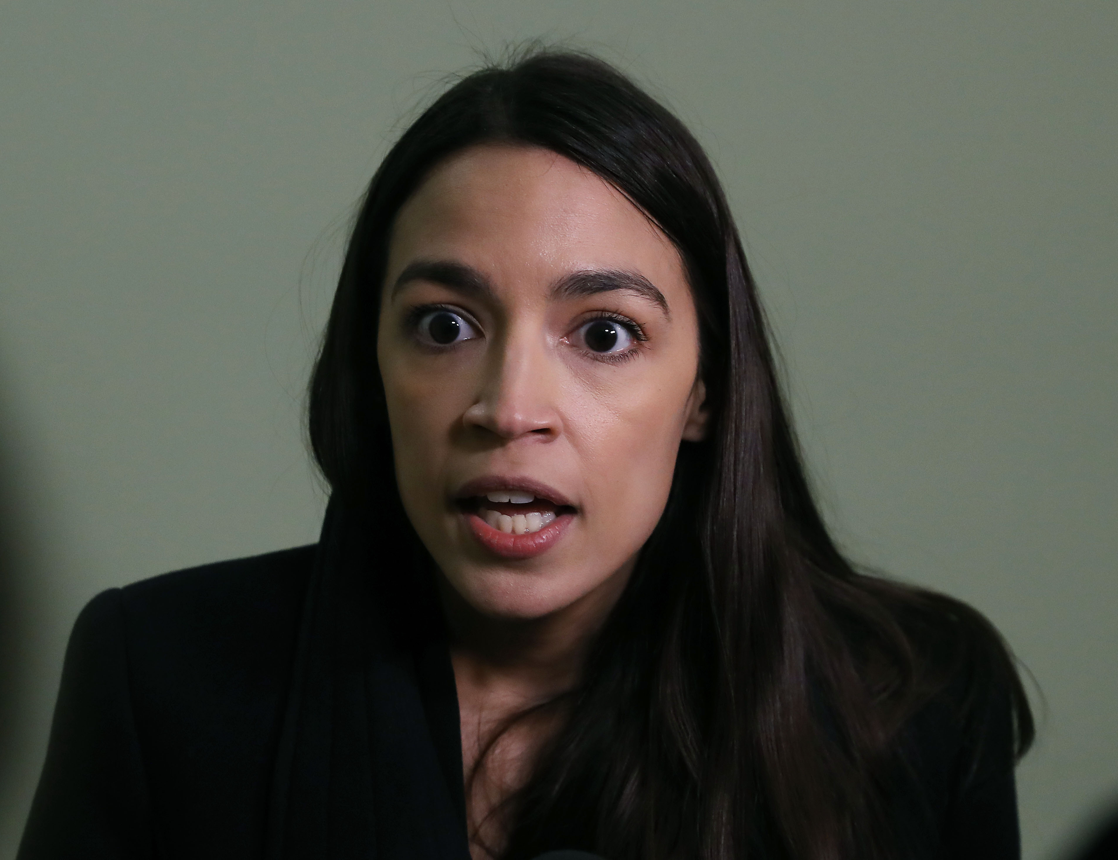 REPORT: AOC demands Biden cancel student loan debt after he extends payment freeze